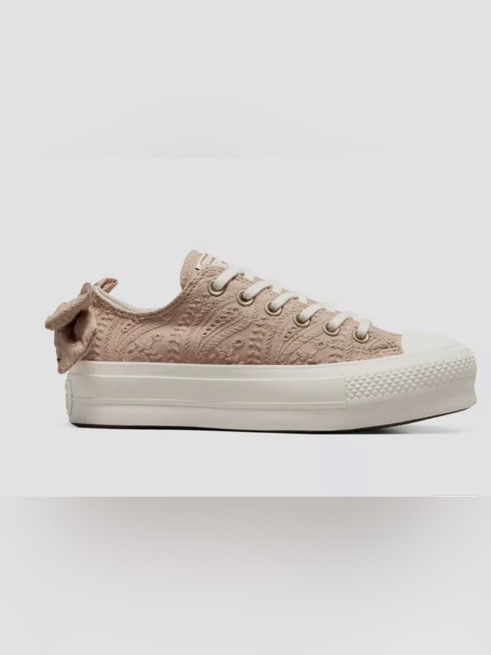 Converse Chuck Taylor All Star Lift Bow Ox Sneaker Style A10246C